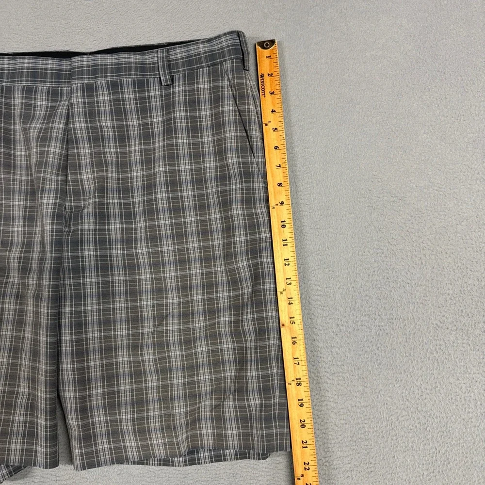 Nike Shorts Mens 36 Grey Plaid Flat Front Tiger Woods Collection Golf Preppy
